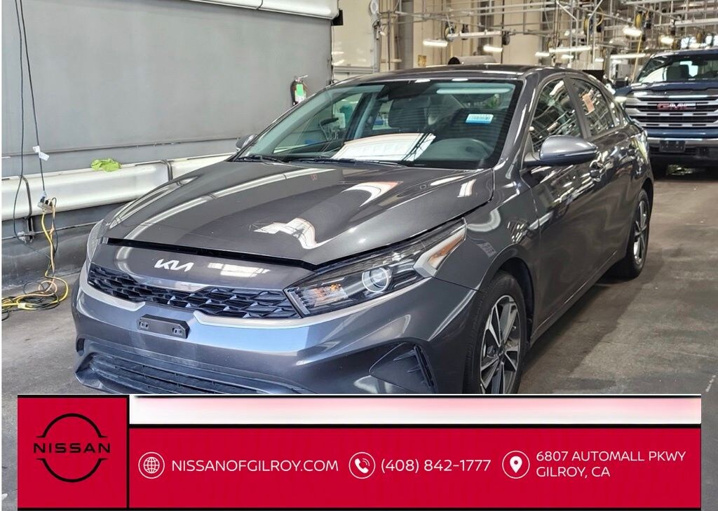 Used 2023 Kia Forte LXS Sedan