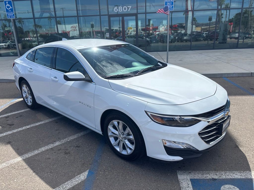 Used 2022 Chevrolet Malibu 1LT with VIN 1G1ZD5STXNF112205 for sale in Gilroy, CA