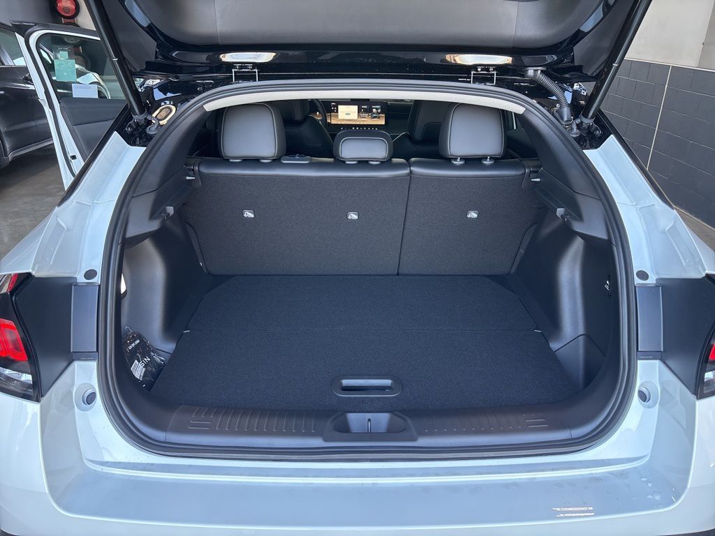 2026 Nissan LEAF Platinum+ - Photo 41