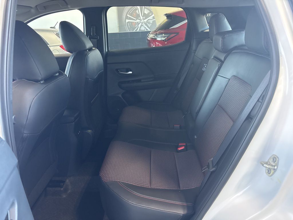 2026 Nissan KICKS SR - Photo 27