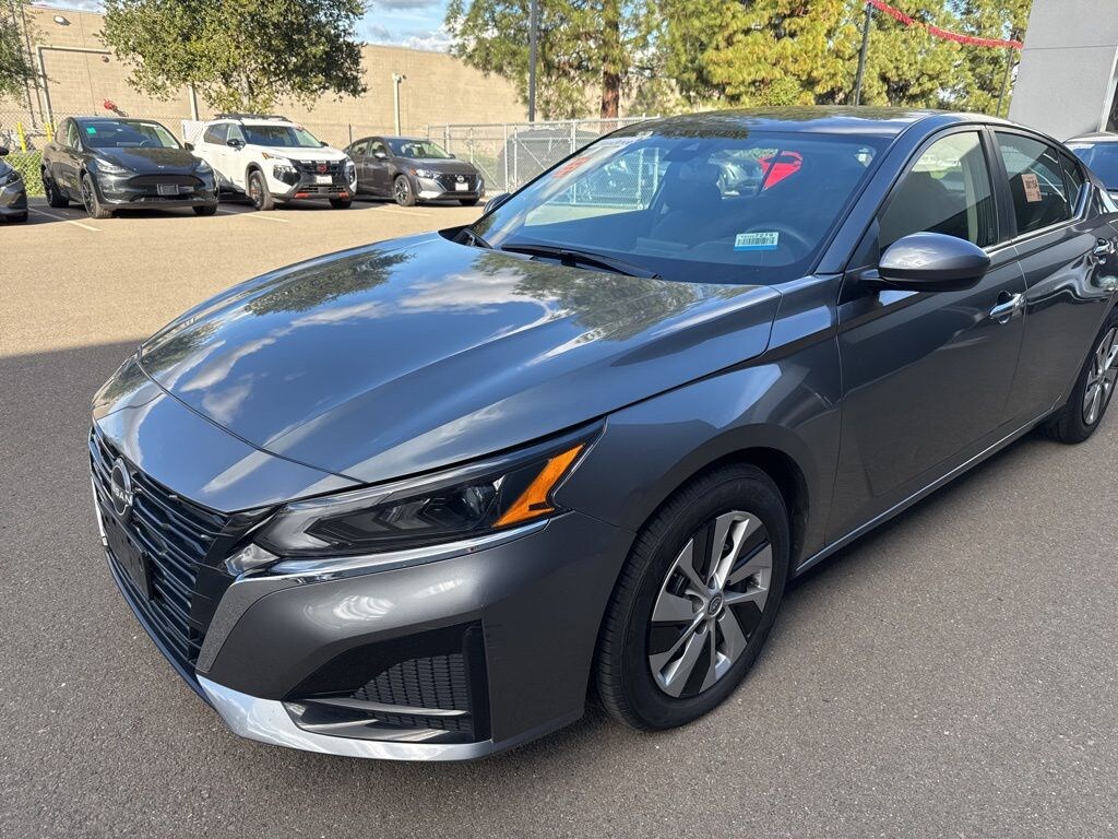 Used 2023 Nissan Altima 2.5 S Sedan
