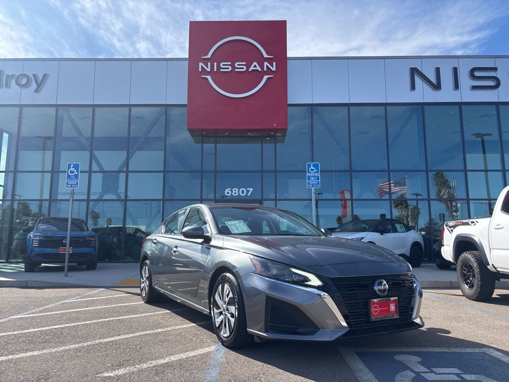 2023 Nissan Altima Sedan 