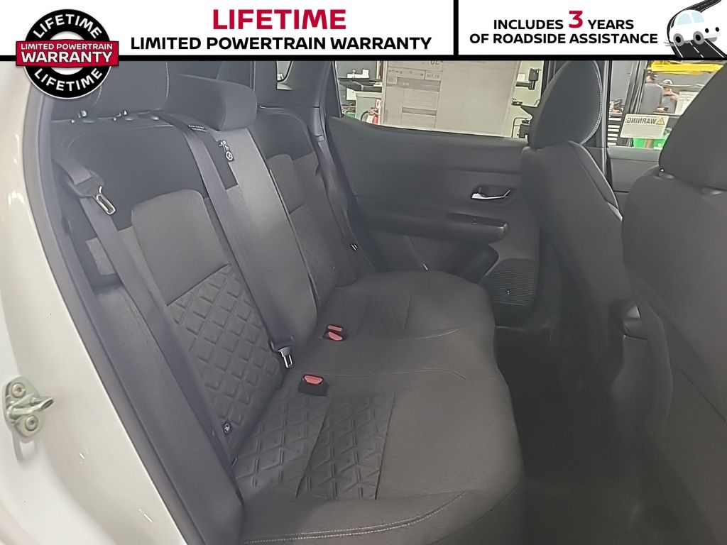 2025 Nissan Kicks SV AWD - Photo 27