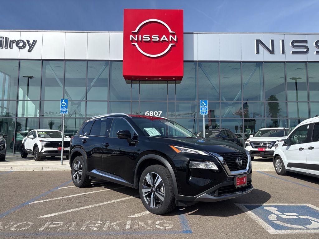 2023 Nissan Rogue SL