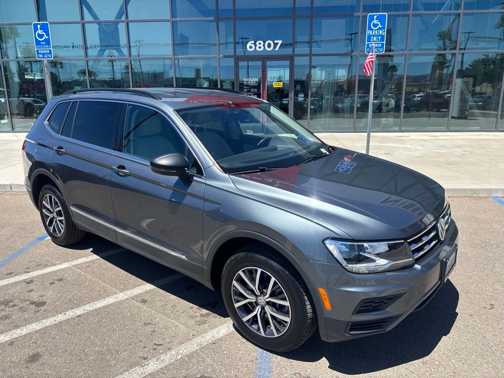 Used 2020 Volkswagen Tiguan SE with VIN 3VV2B7AX0LM147283 for sale in Gilroy, CA