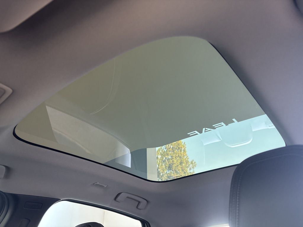 2026 Nissan LEAF Platinum+ - Photo 34