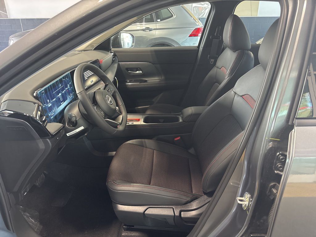 2026 Nissan KICKS SR AWD - Photo 11