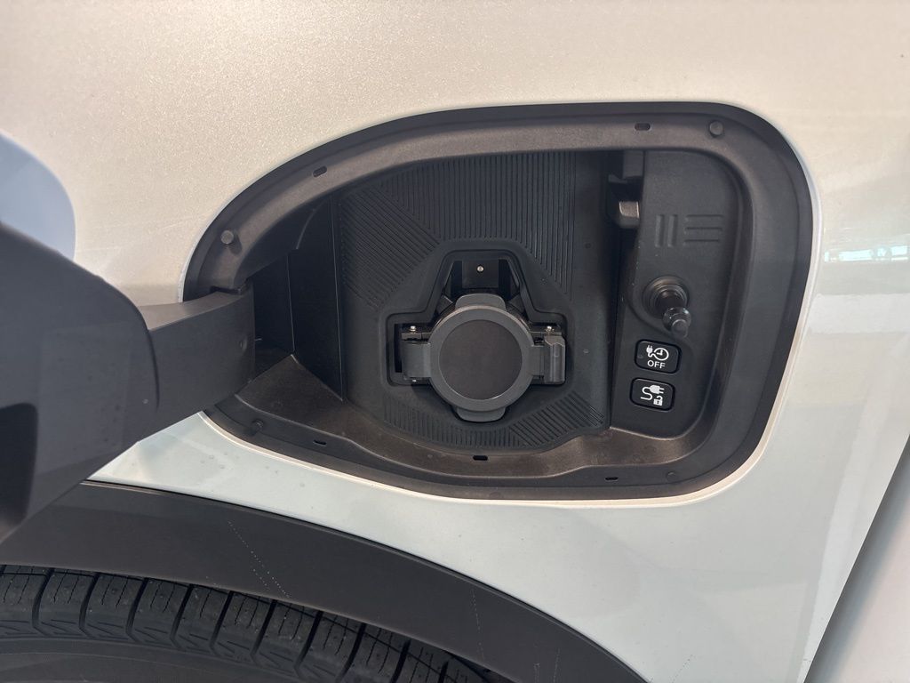 2026 Nissan LEAF SV+ - Photo 37