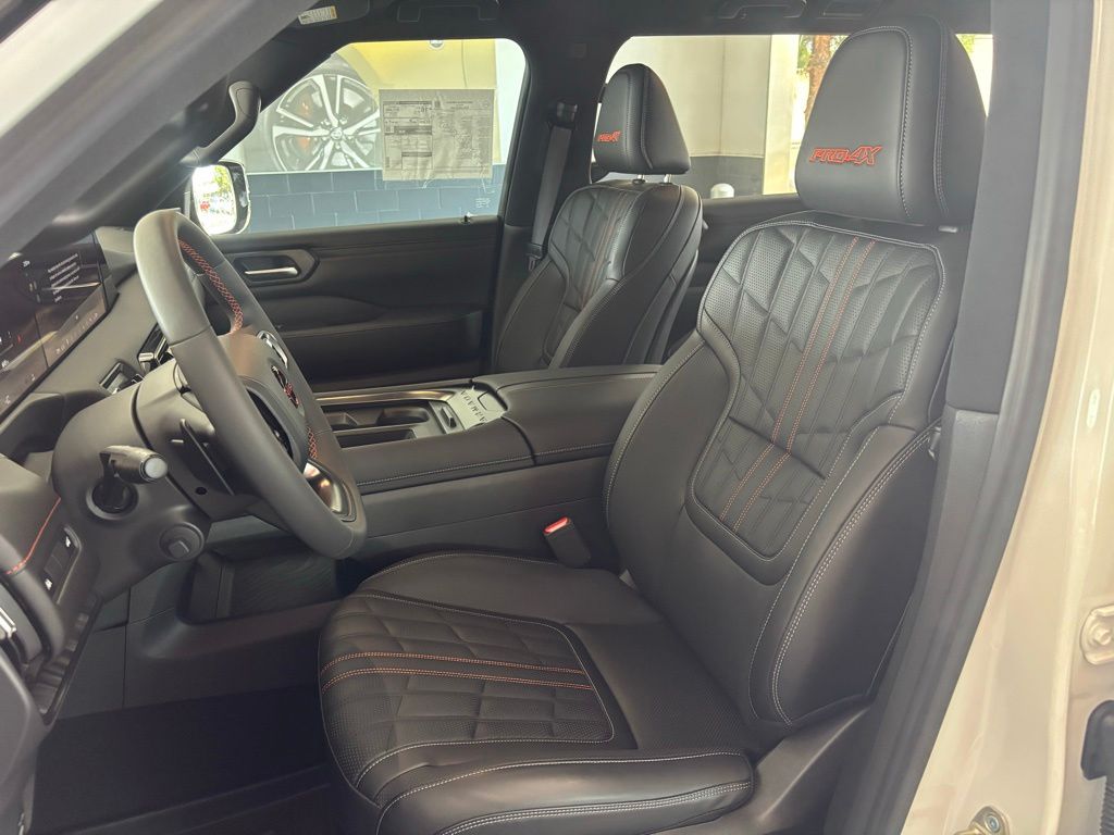 2026 Nissan Armada PRO-4X - Photo 16
