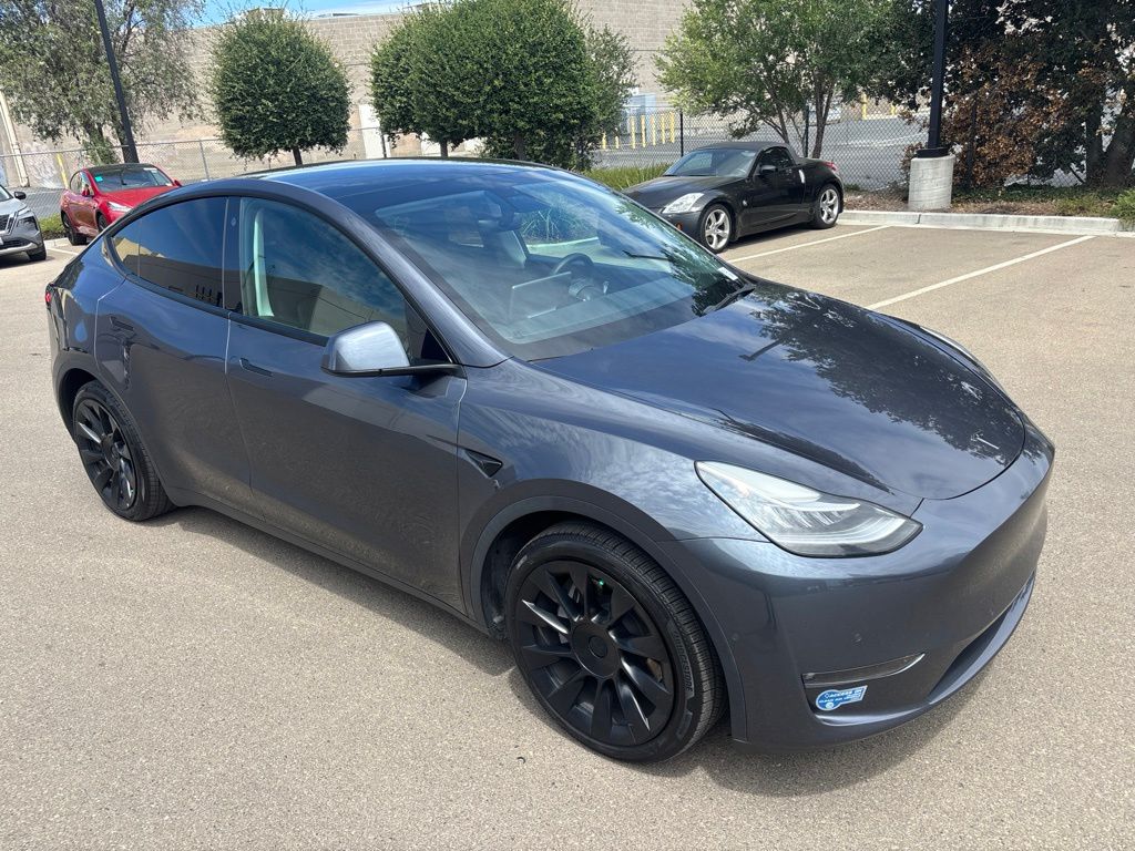 Used 2021 Tesla Model Y Long Range with VIN 5YJYGAEEXMF250443 for sale in Gilroy, CA