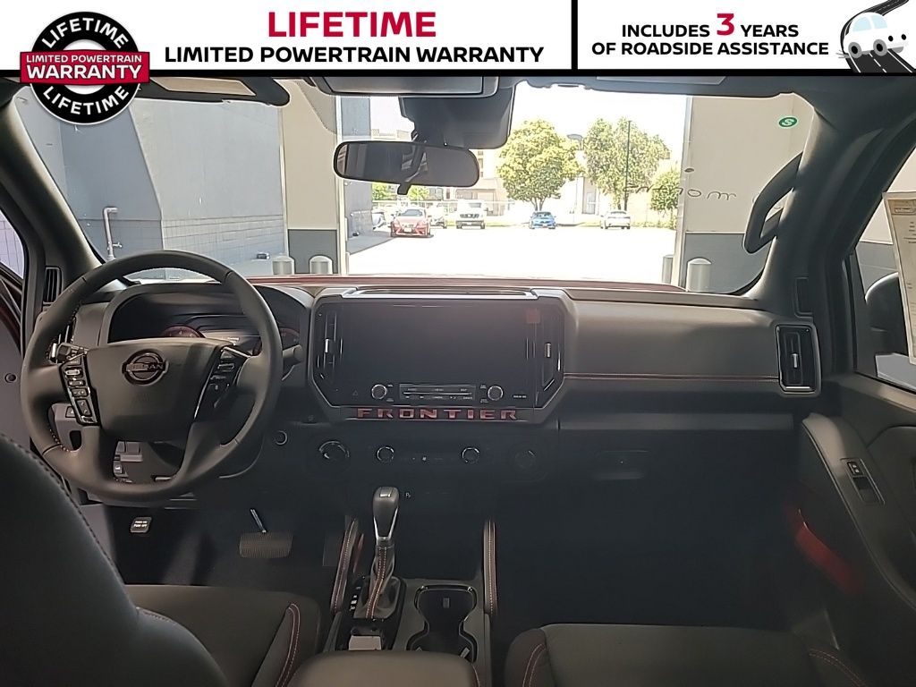 2025 Nissan Frontier PRO-4X - Photo 15