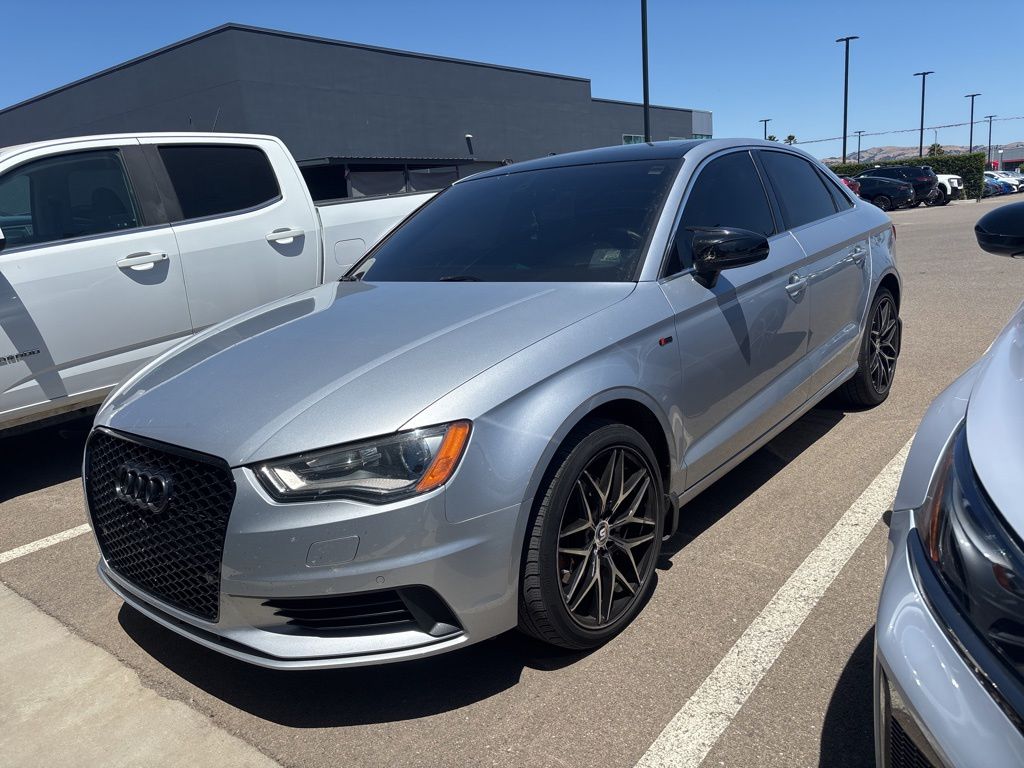 2016 Audi A3 2.0T quattro S tronic Premium Plus's photo