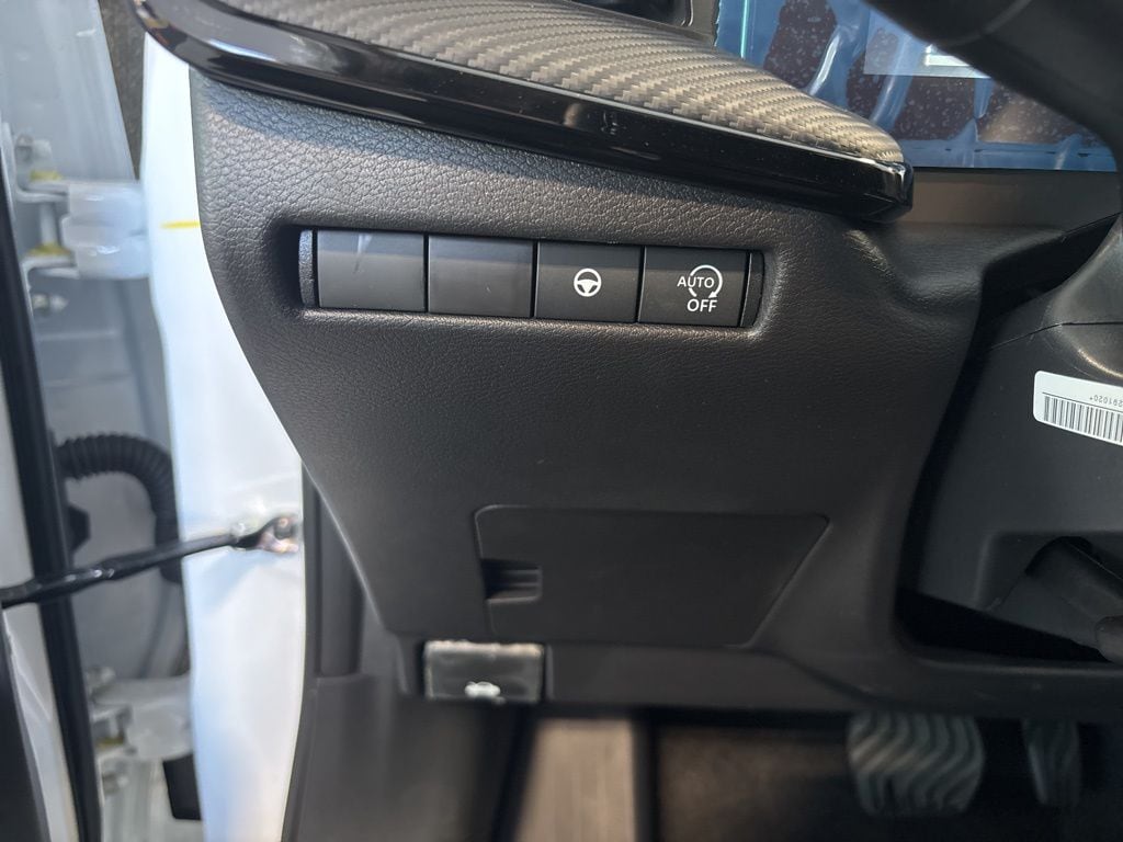 2026 Nissan KICKS SR - Photo 16