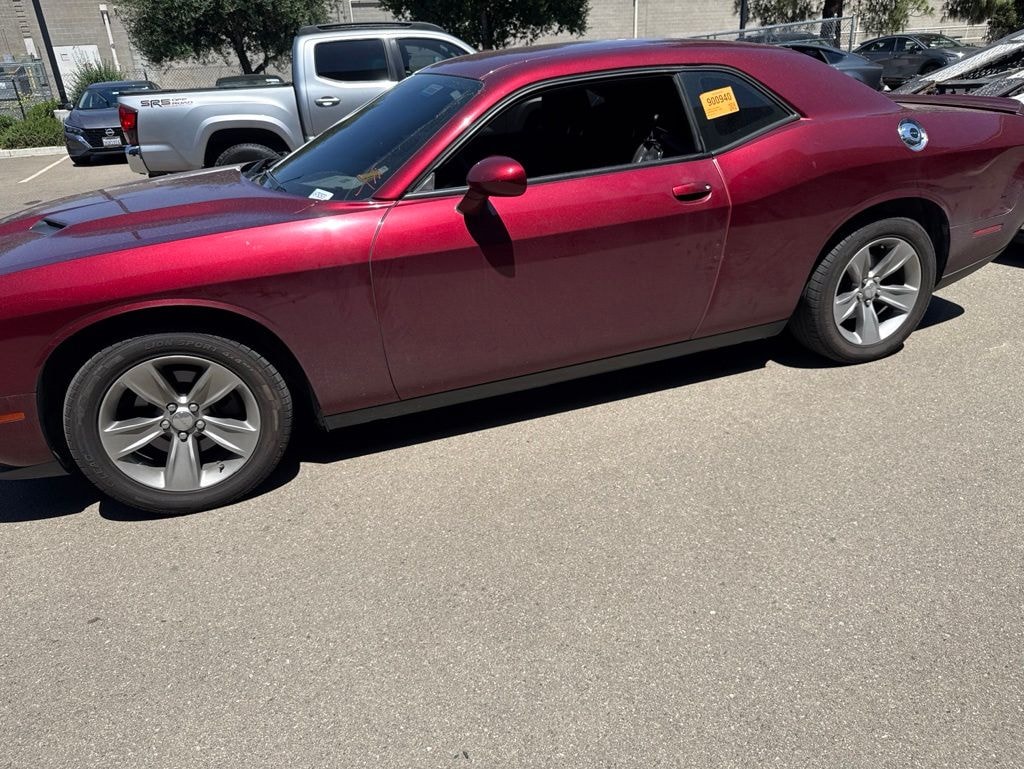 Used 2019 Dodge Challenger SXT Coupe