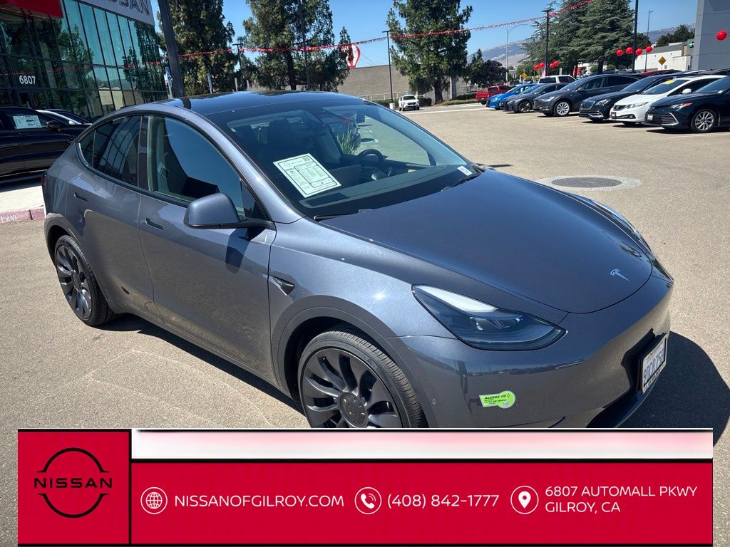 Used 2022 Tesla Model Y Long Range with VIN 7SAYGDEE6NF556593 for sale in Gilroy, CA
