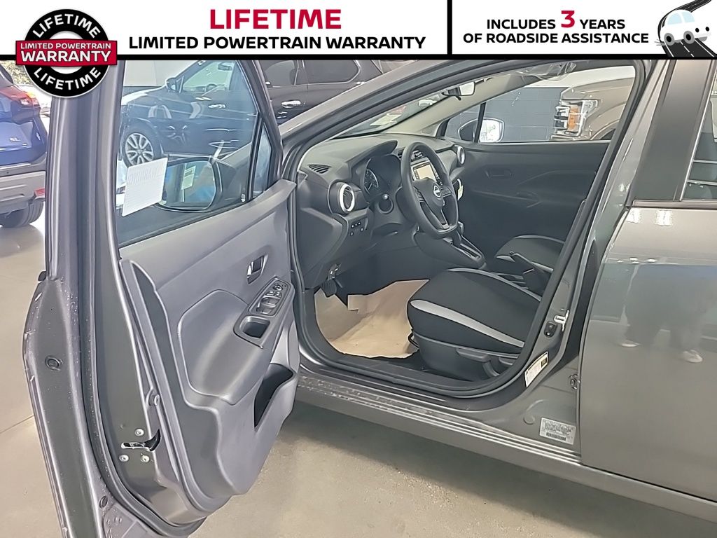2025 Nissan Versa Sedan S - Photo 18