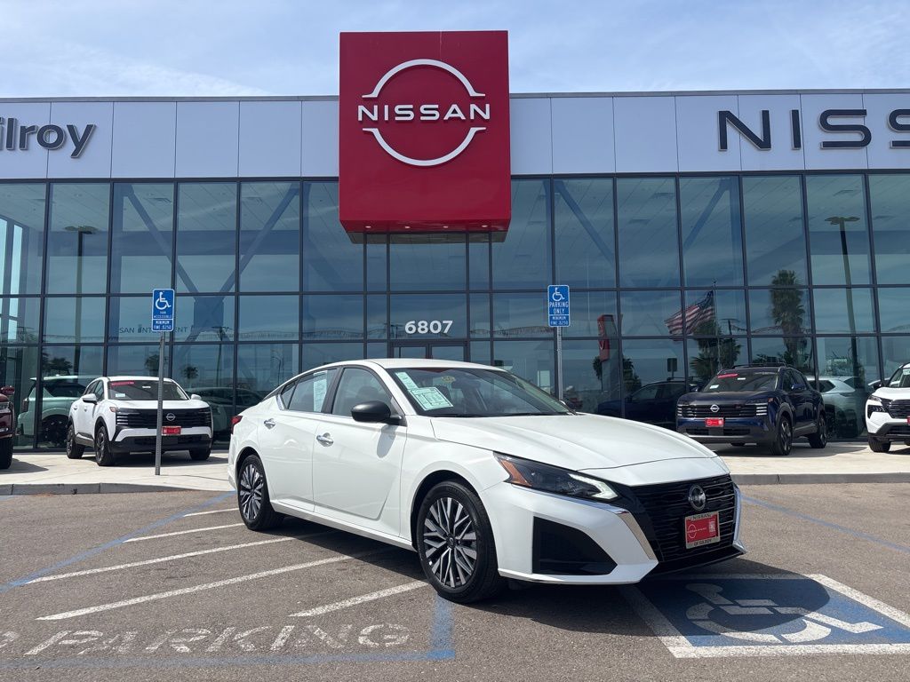 2025 Nissan Altima Sedan 