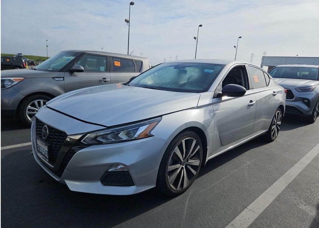 Used 2020 Nissan Altima 2.5 SR Sedan