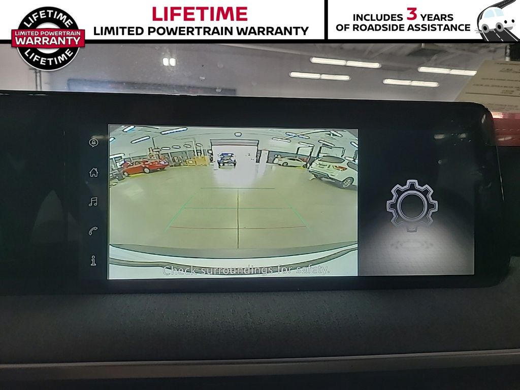 2025 Nissan Kicks SV AWD - Photo 32