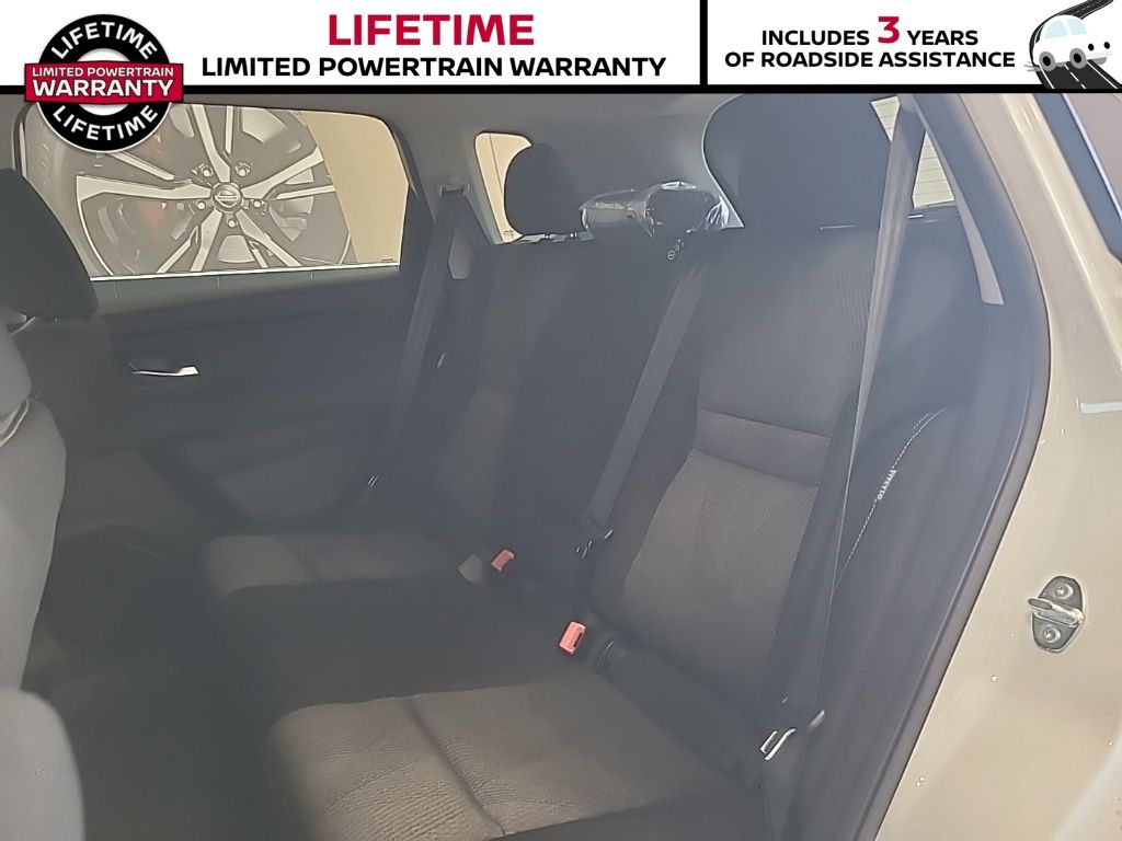 2025 Nissan Rogue SV - Photo 29