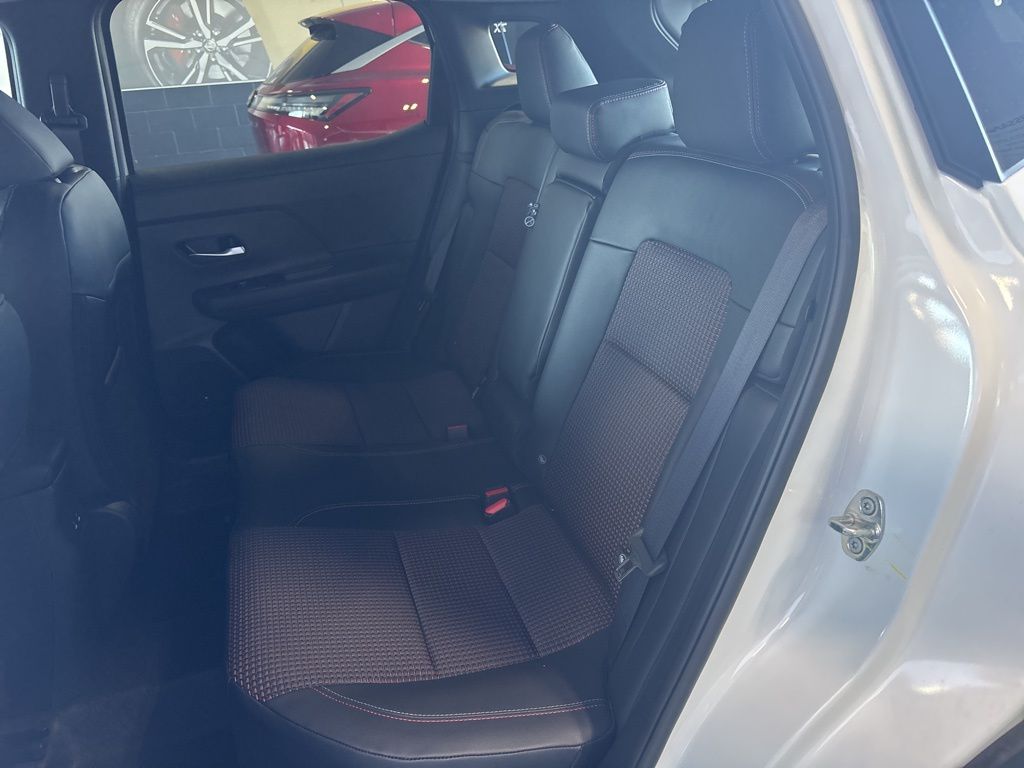 2026 Nissan KICKS SR - Photo 29