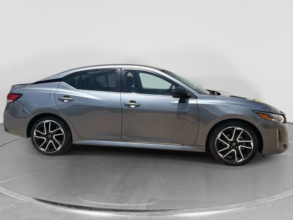 Used 2025 Nissan Sentra SR SR CVT
