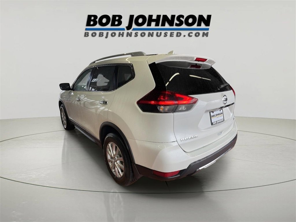 Used 2020 Nissan Rogue SV SUV