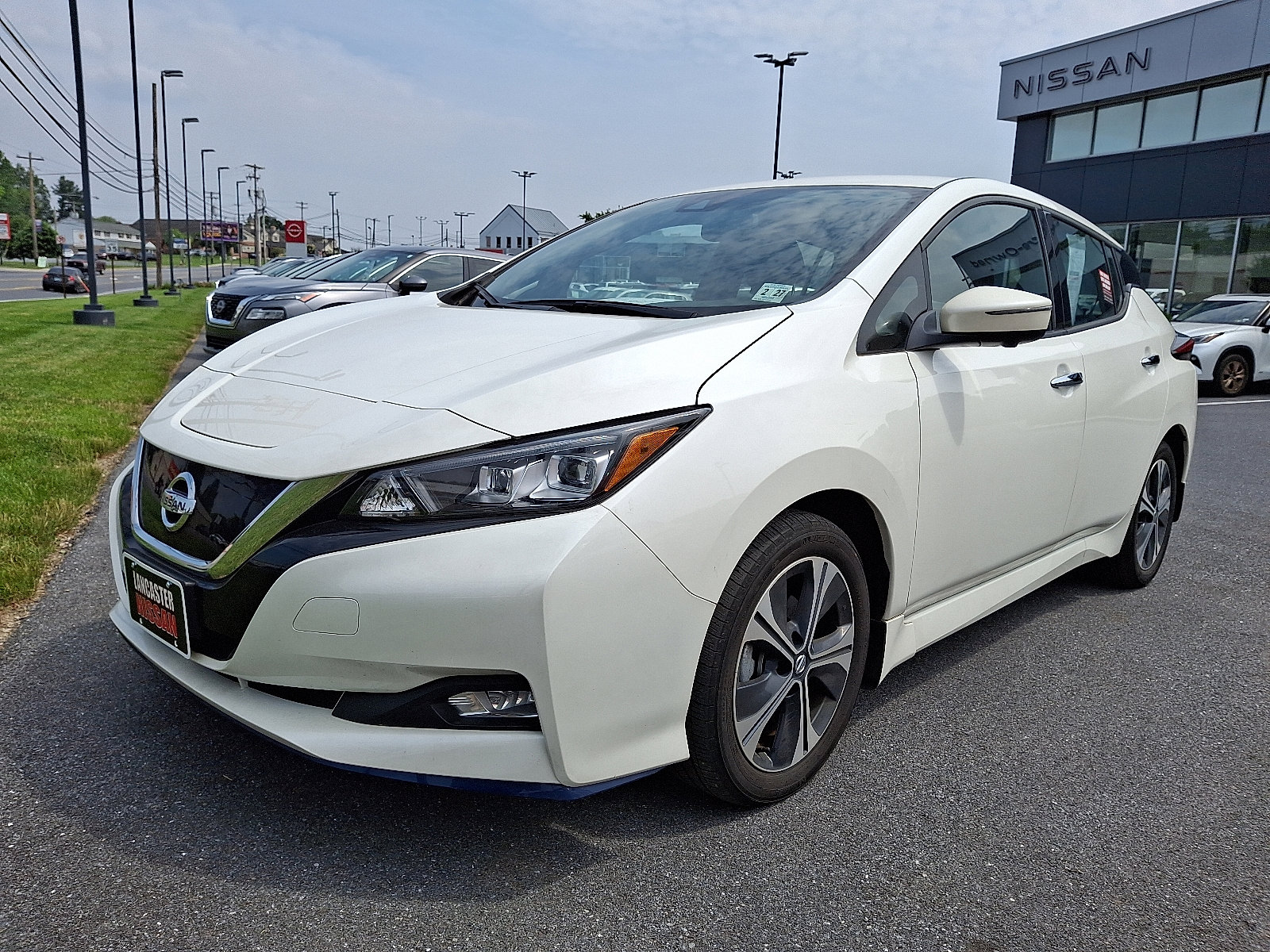 Certified 2022 Nissan LEAF SL Plus with VIN 1N4BZ1DV3NC556311 for sale in East Petersburg, PA