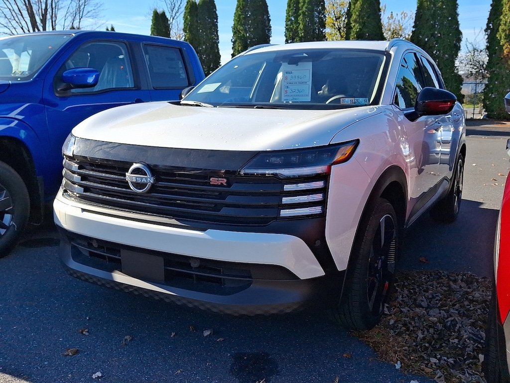 New 2026 Nissan Kicks SR SUV