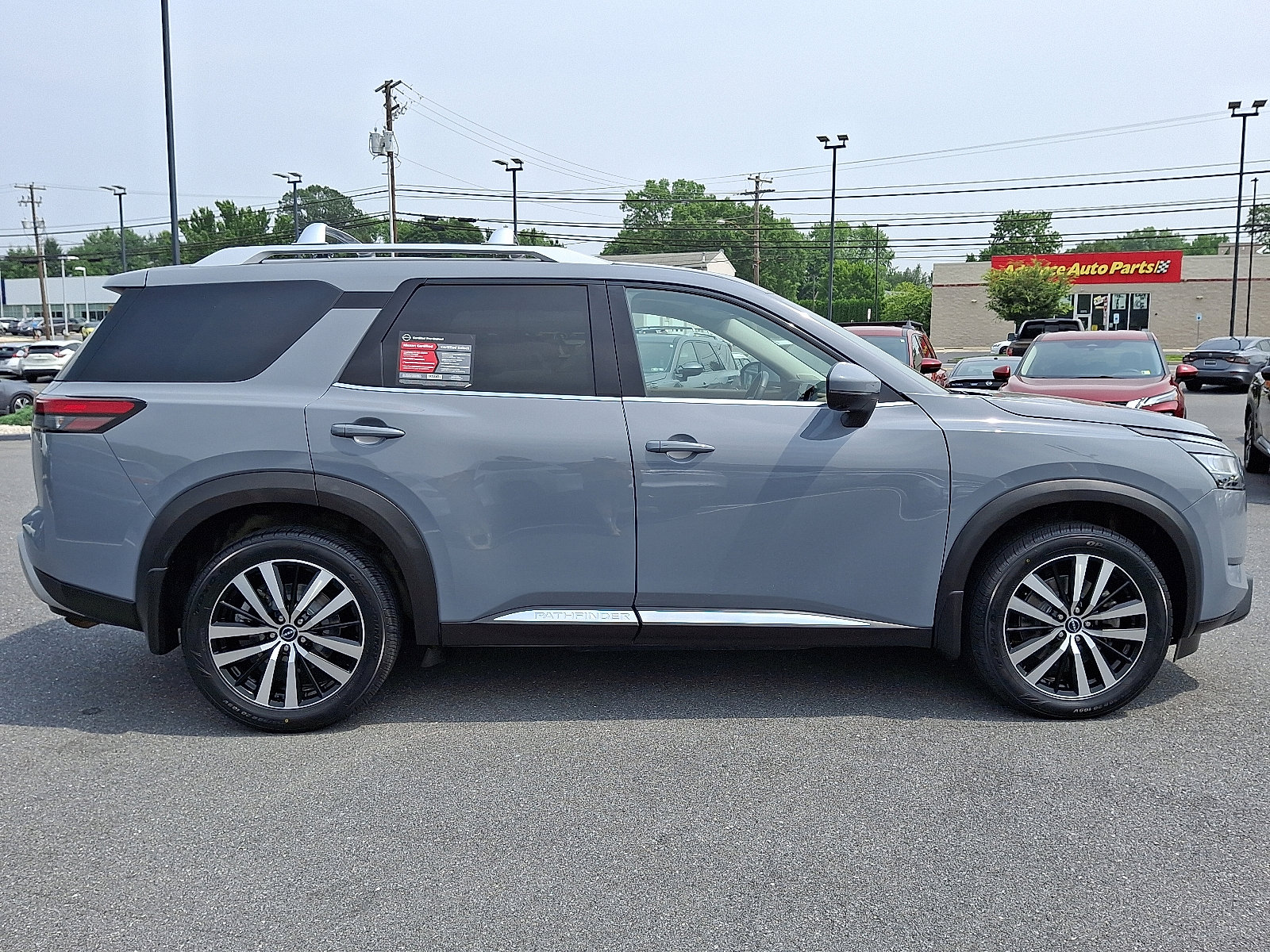 2023 Nissan Pathfinder Platinum - Photo 7