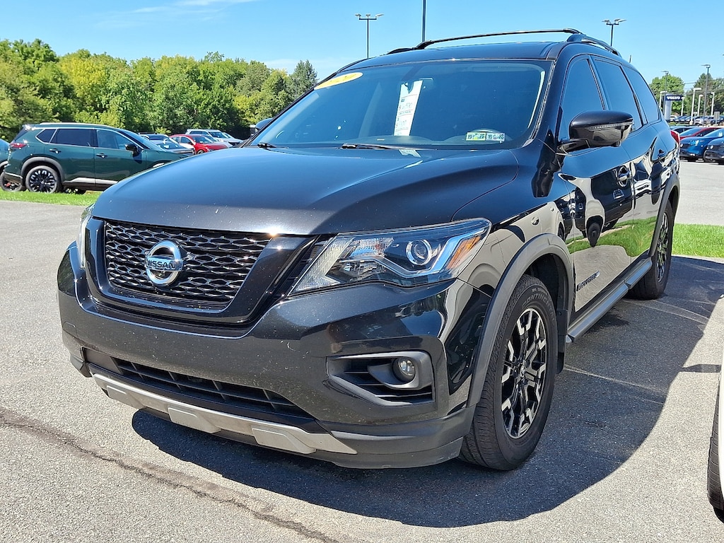 Used 2020 Nissan Pathfinder SL 4x4 SL