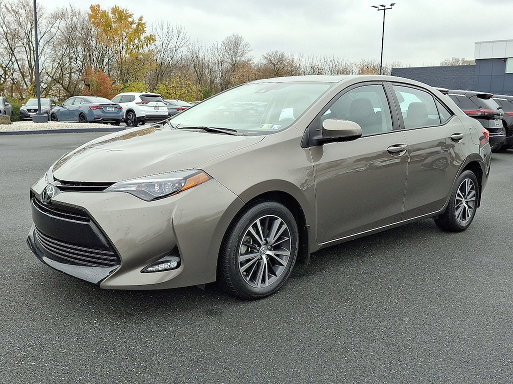 Used 2017 Toyota Corolla LE LE CVT