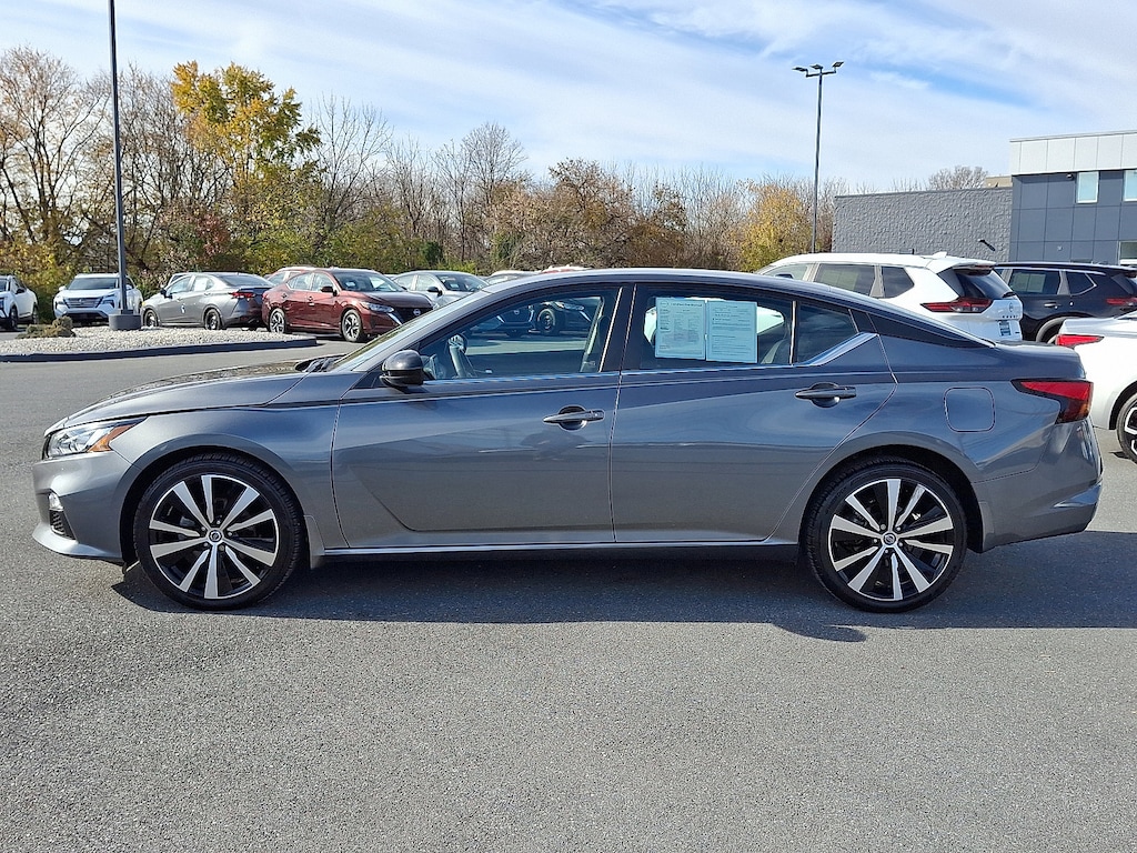 Certified 2022 Nissan Altima 2.5 SR Sedan