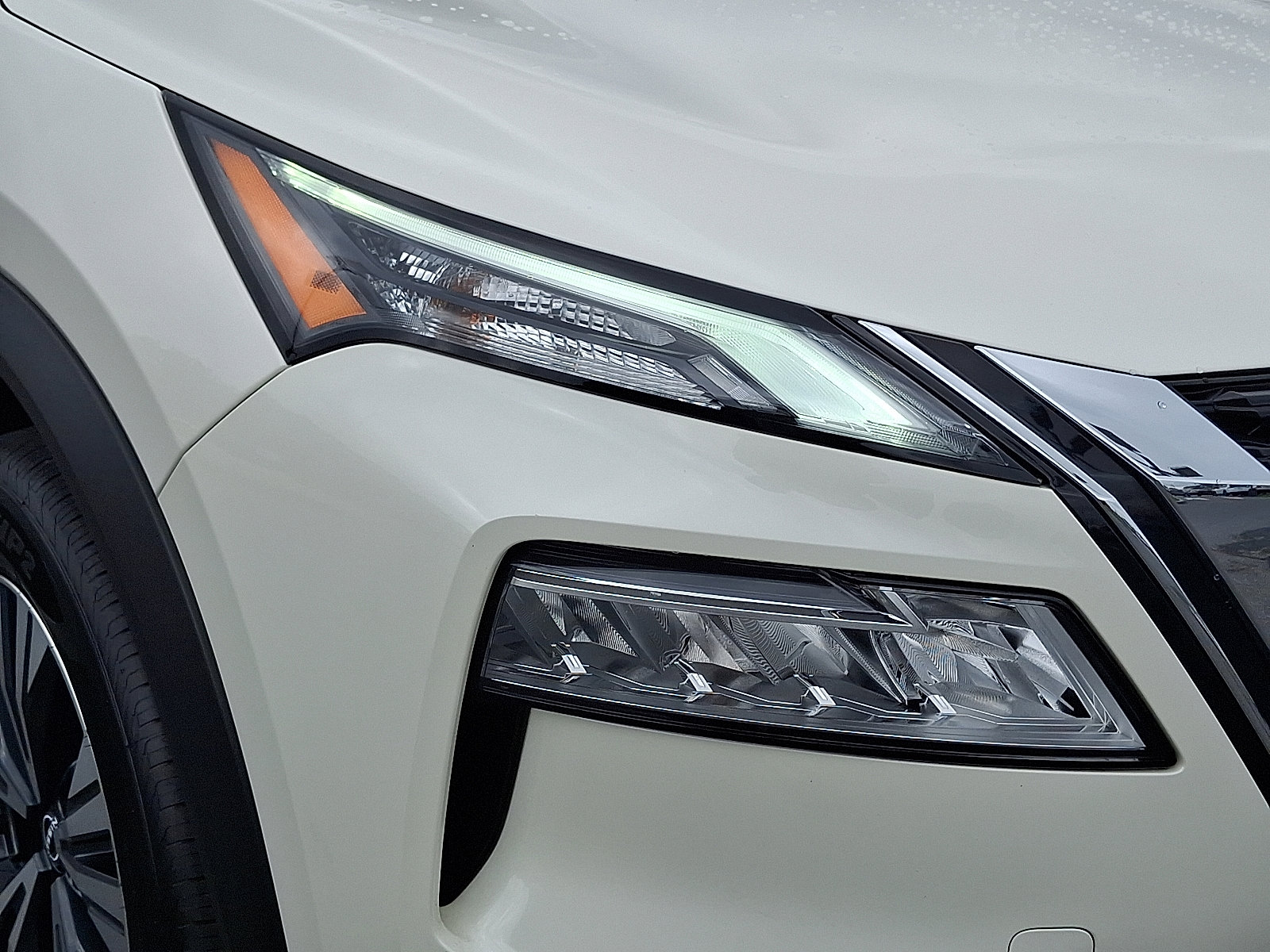 2023 Nissan Rogue SV - Photo 10