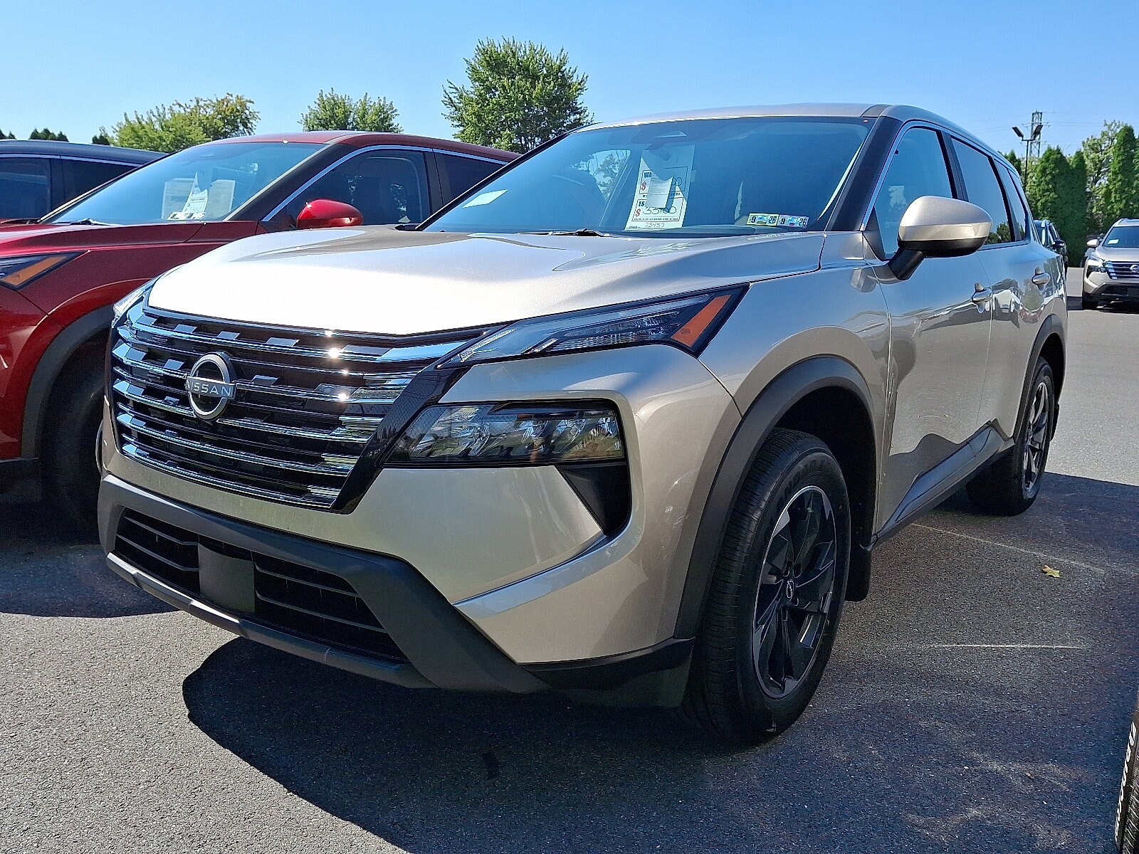 2026 Nissan Rogue SV photo 2