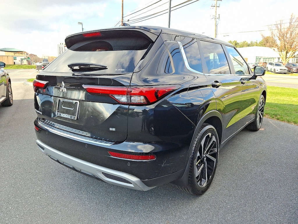 Used 2022 Mitsubishi Outlander SE Launch Edition SE Launch Edition S-AWC