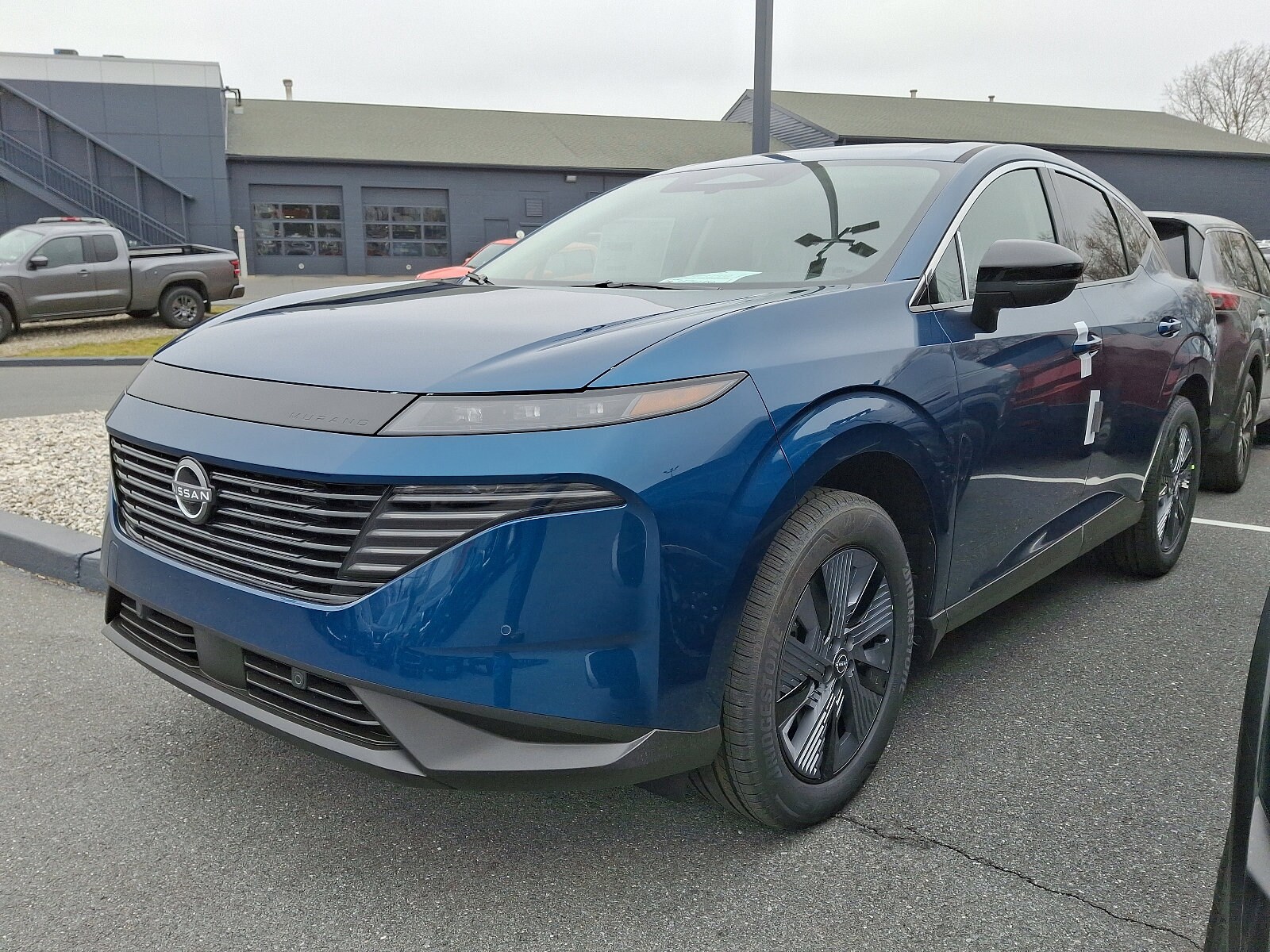 2025 Nissan Murano SL photo 2