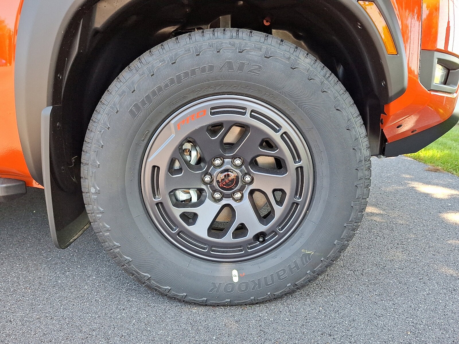 2025 Nissan Frontier PRO-4X photo 4