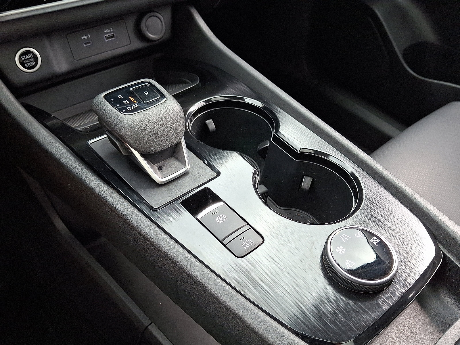 2023 Nissan Rogue SV - Photo 16