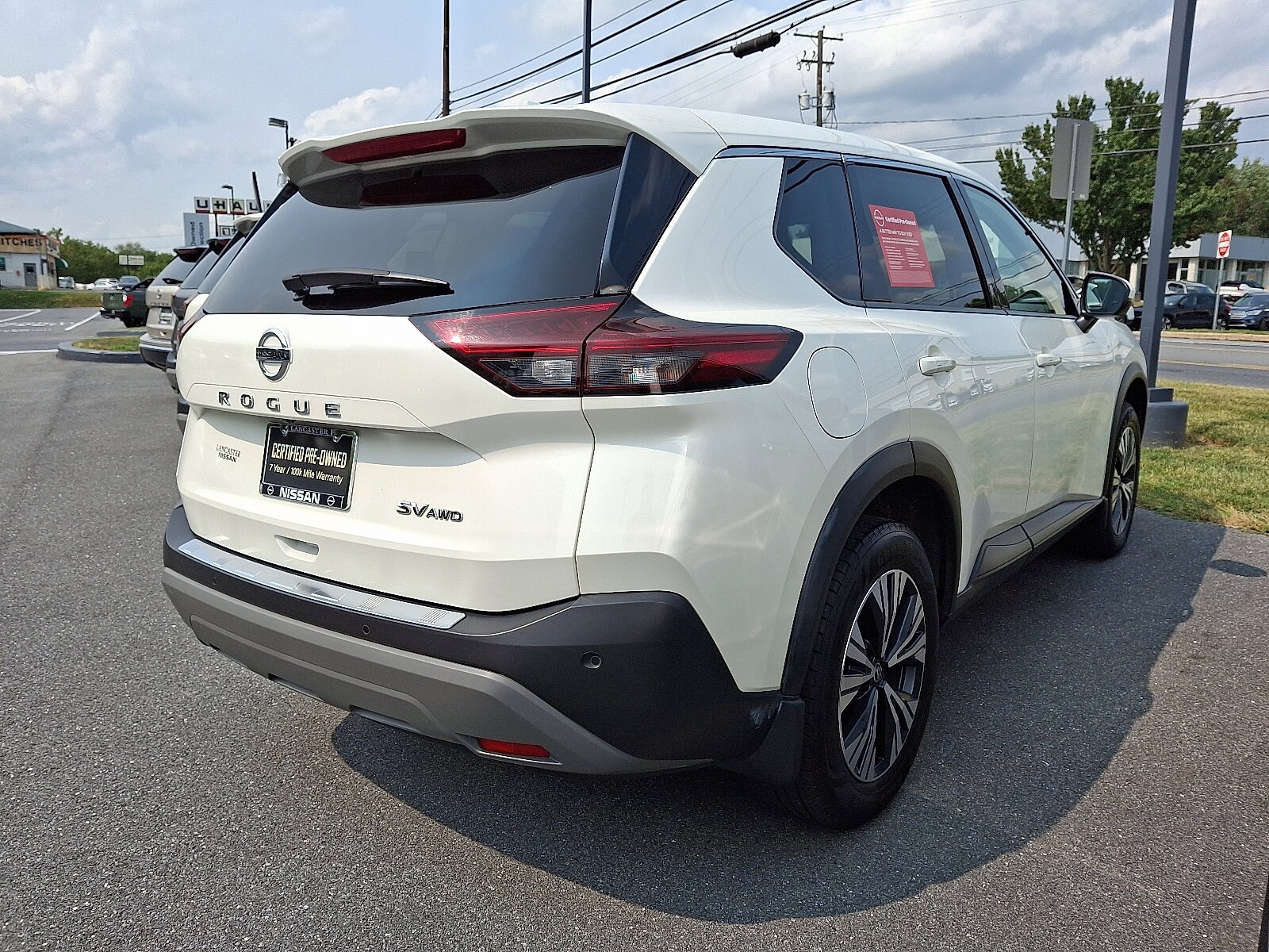 2021 Nissan Rogue SV photo 3