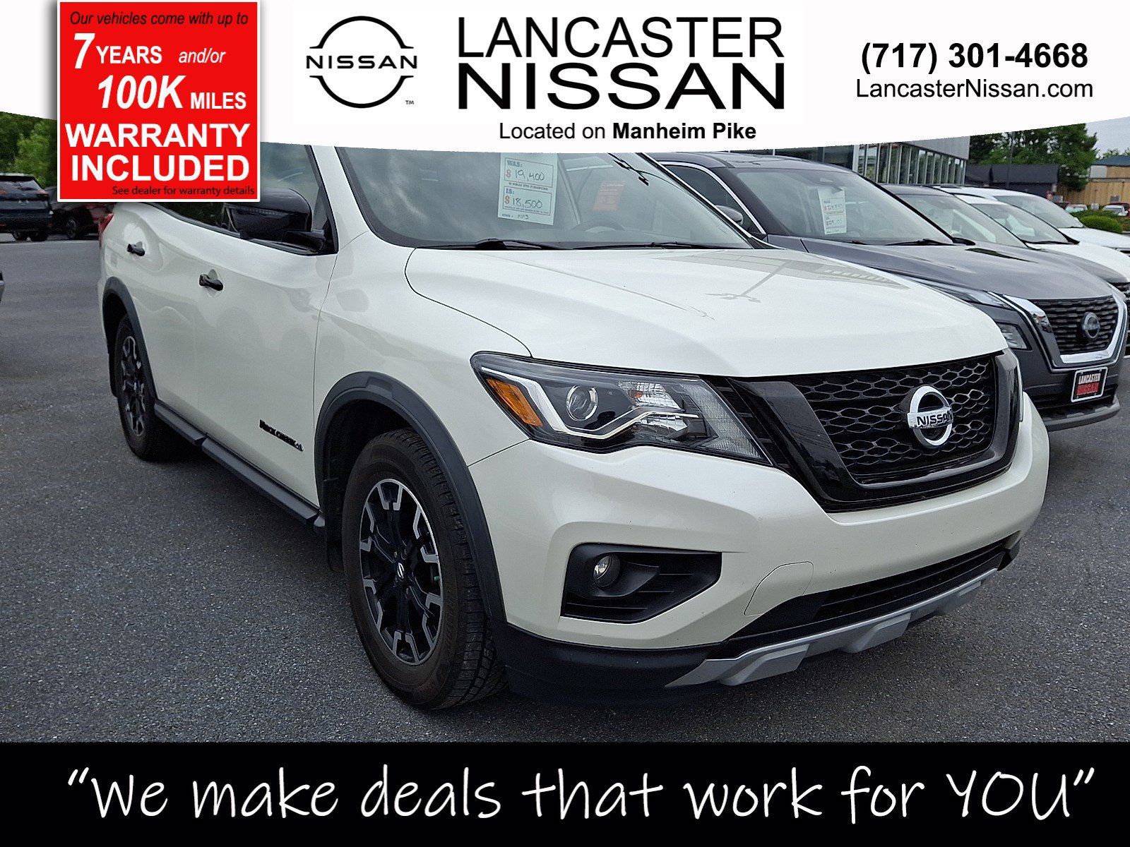 2019 Nissan Pathfinder SL 4WD's photo