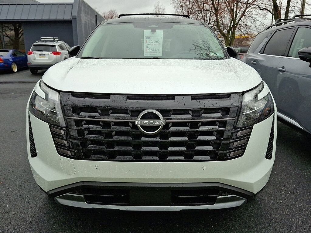 New 2026 Nissan Pathfinder Platinum SUV