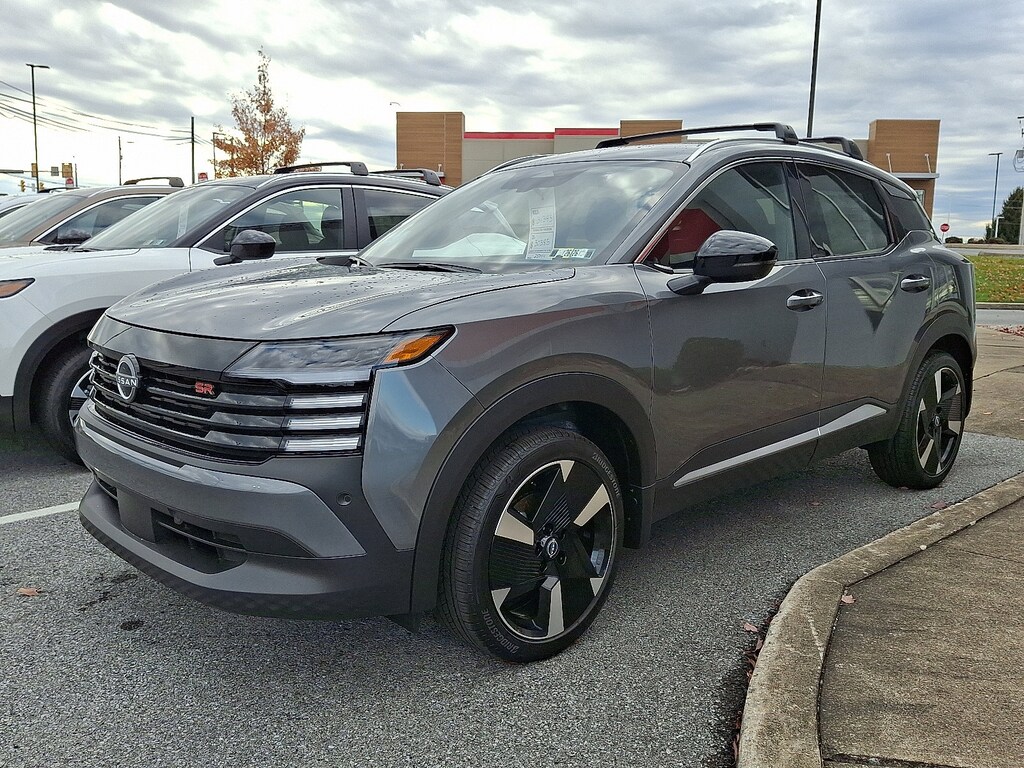 New 2026 Nissan Kicks SR SUV