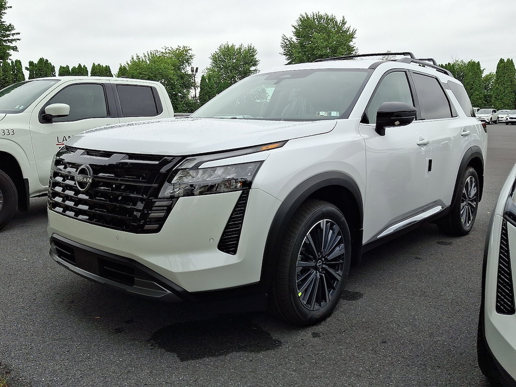 New 2026 Nissan Pathfinder Platinum SUV