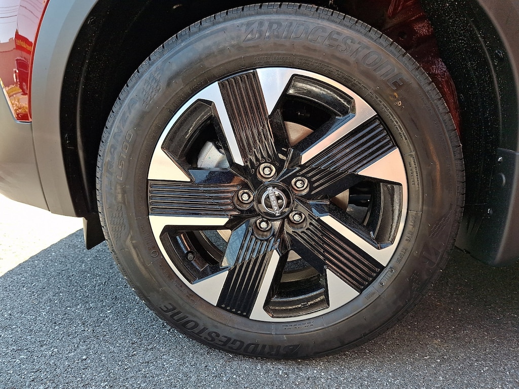 New 2026 Nissan Kicks SV SUV