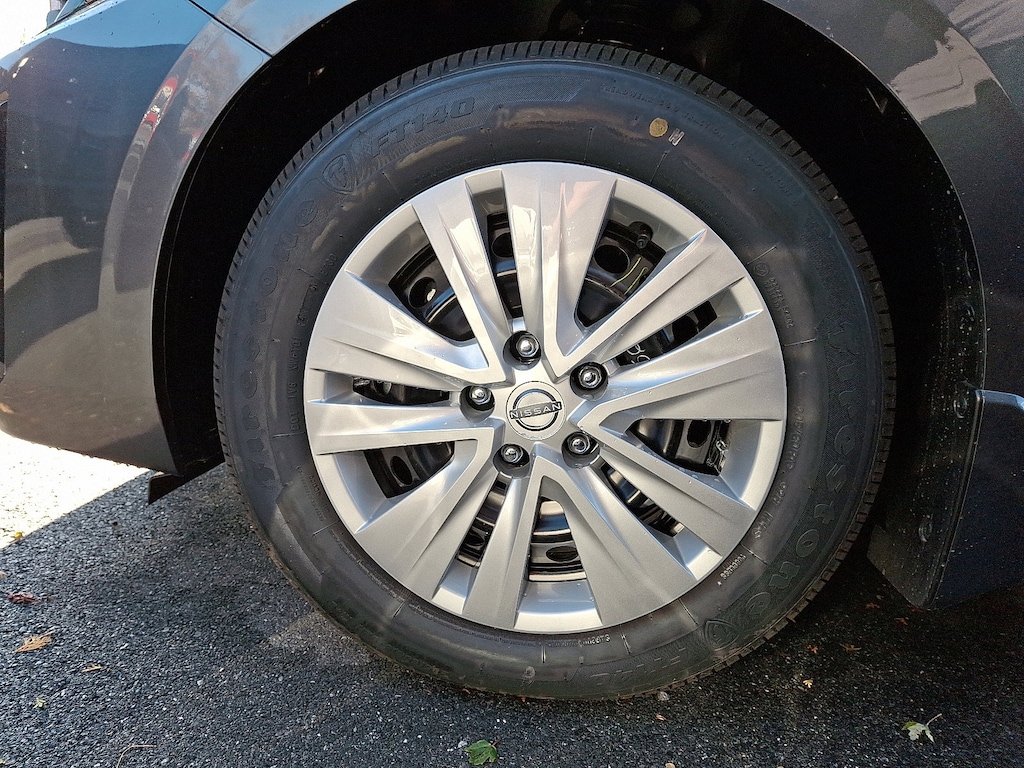 New 2025 Nissan Sentra S Sedan