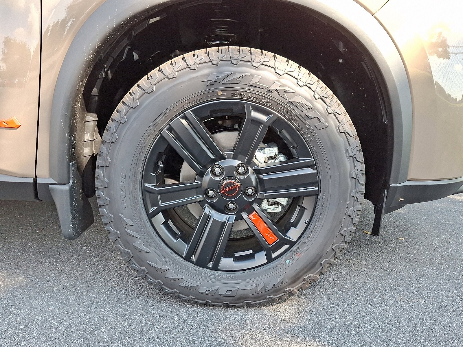 2026 Nissan Rogue SV photo 3