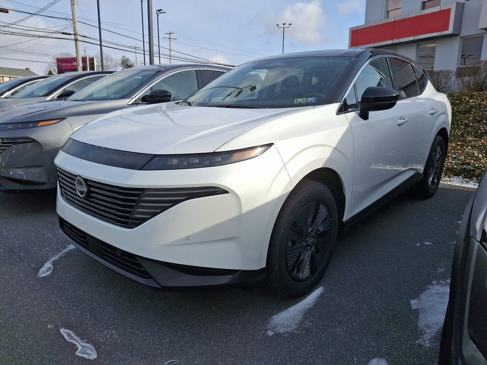 2025 Nissan Murano SL photo 2