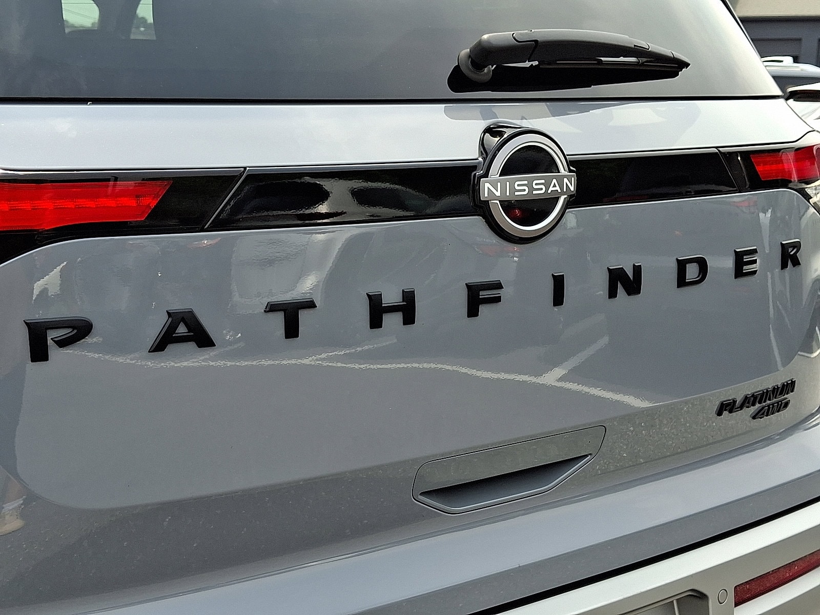 2023 Nissan Pathfinder Platinum - Photo 33
