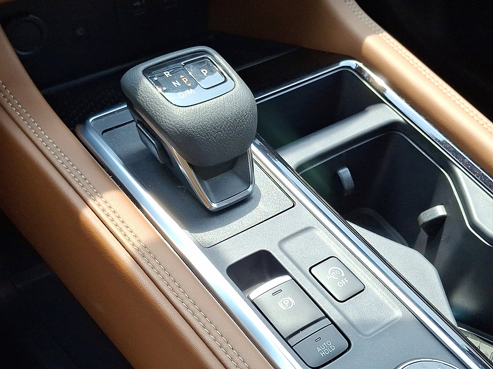 2023 Nissan Pathfinder Platinum - Photo 17